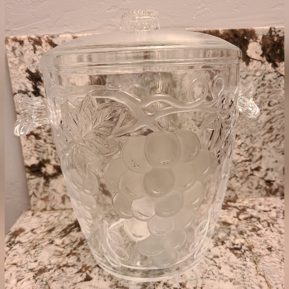 Prodyne Double Wall Ice Bucket with Embossed Grape Design - Picture 7 of 9